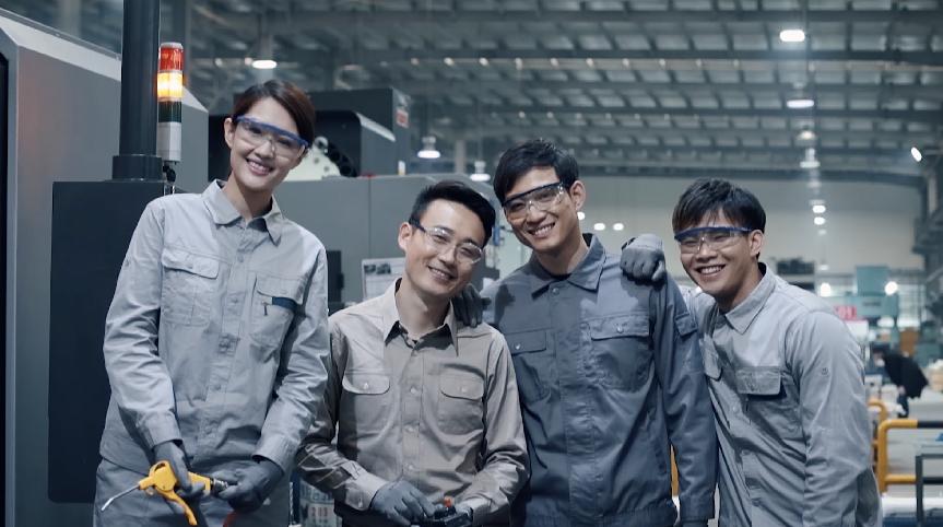 又到毕业季,智慧工厂成为大学生就业新热门
